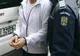 Un tânăr a tâlhărit o persoană, lăsând-o inconștientă