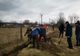 Acțiune de plantare a arborilor la Vârfu Câmpului