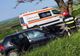 Un tânăr s-a izbit cu mașina de un copac. El a ajuns la spital